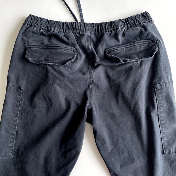 Abercrombie & Fitch  Men's Black Jogger Size M Disressed - Picture 10 of 16